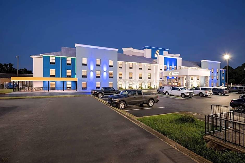 Comfort Inn & Suites River City Decatur
