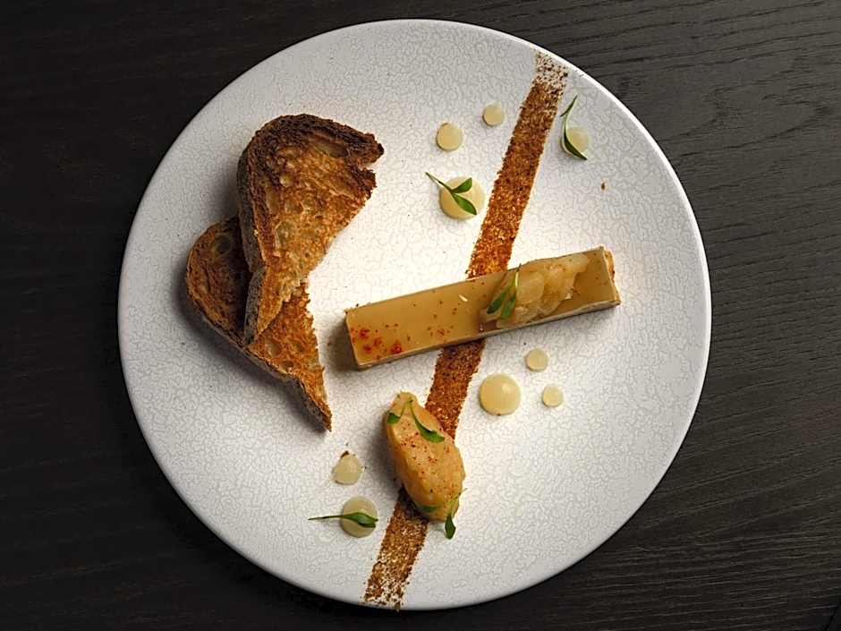 Le Louis Versailles Château Hotel-MGallery