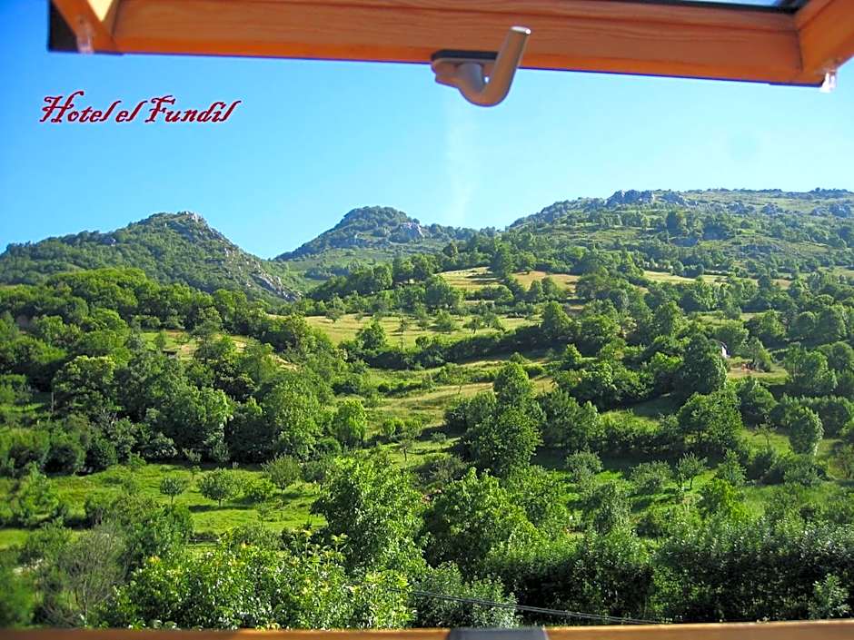 Hotel Rural El Fundil