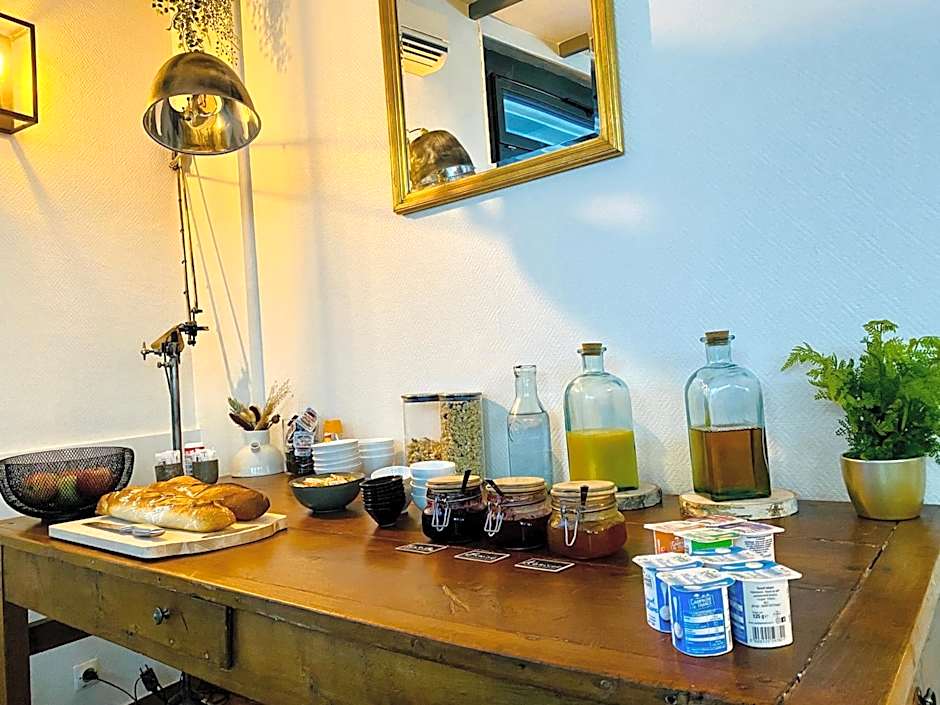 Hotel Le Midi Clermont-Cournon