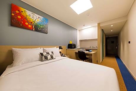 Superior room with double bed - non-smoking
