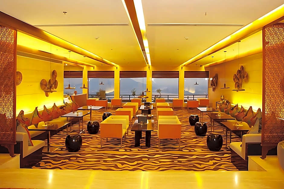 Taj Dal View, Srinagar