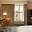 Hampton Inn By Hilton and Suites Roanoke-Downtown, VA