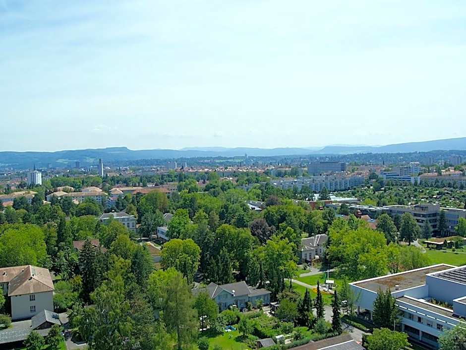 Airport Hotel Basel - Convenient & Friendly