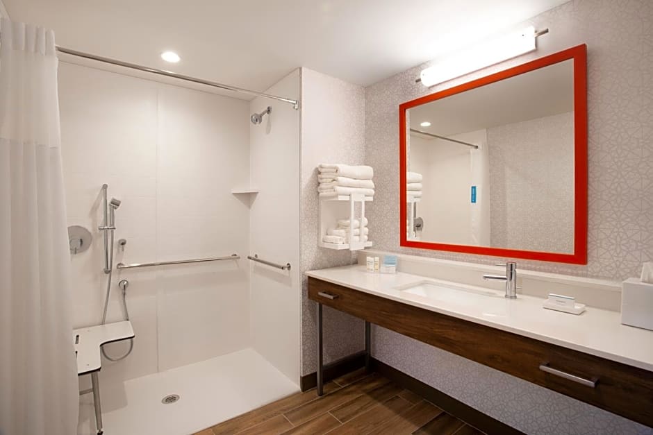 Hampton Inn & Suites North Port, Fl