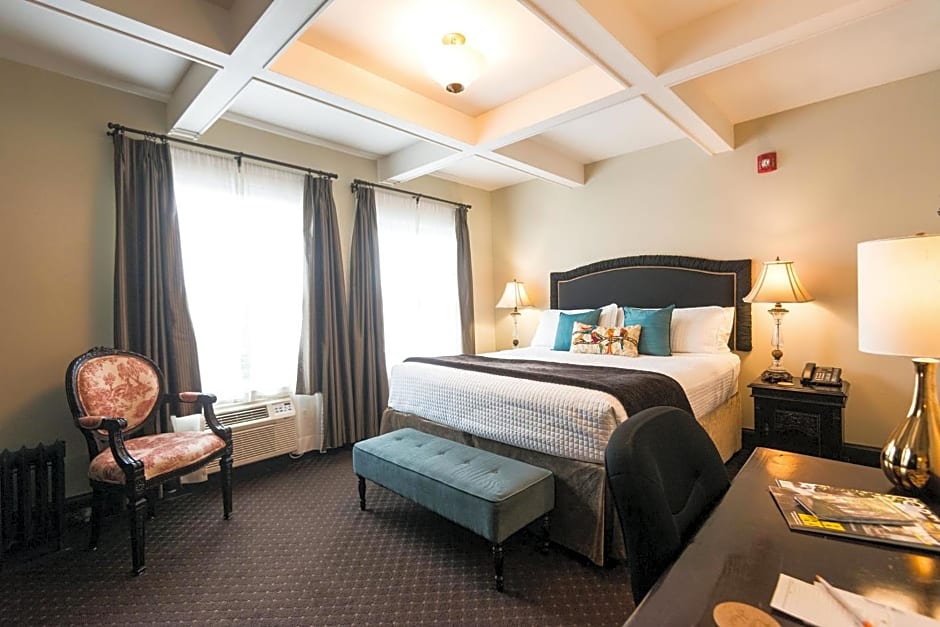 Camas Hotel & Suites Portland - Vancouver