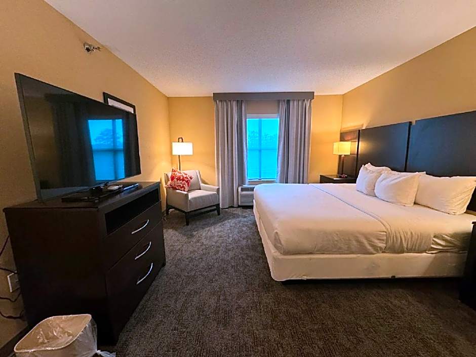 Comfort Inn & Suites Lexington Park near Pax River