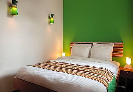 Tea Leaf Apartment Suite