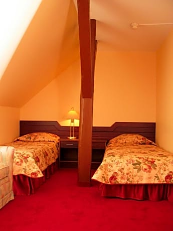 Small Twin Room