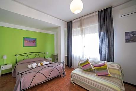 Triple Room with Private External Bathroom