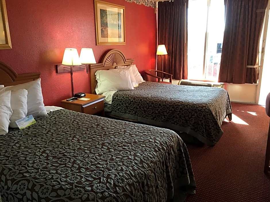 Days Inn by Wyndham Fort Myers