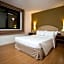 Master Porto Alegre Hotel - Av Carlos Gomes, Proximo ao Consulado Americano