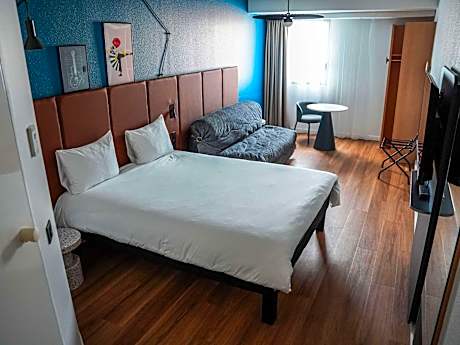 Standard Double Room with Harbor View