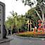 Yilong Hotel