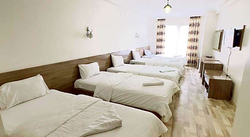 Toprak Hotel