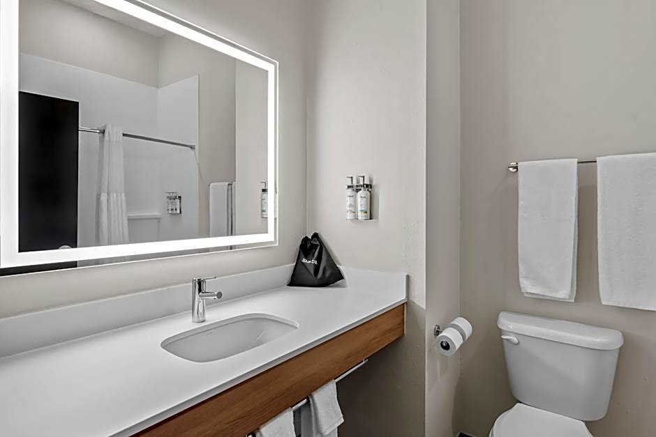 Holiday Inn Express Monticello By IHG