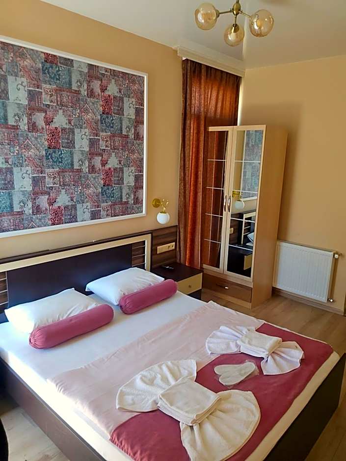 MAHALI HOTEL