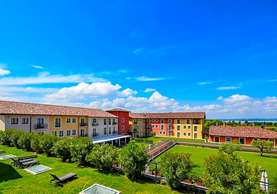 Hotel Parchi Del Garda