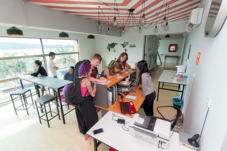 Seaview Capsule Hotel