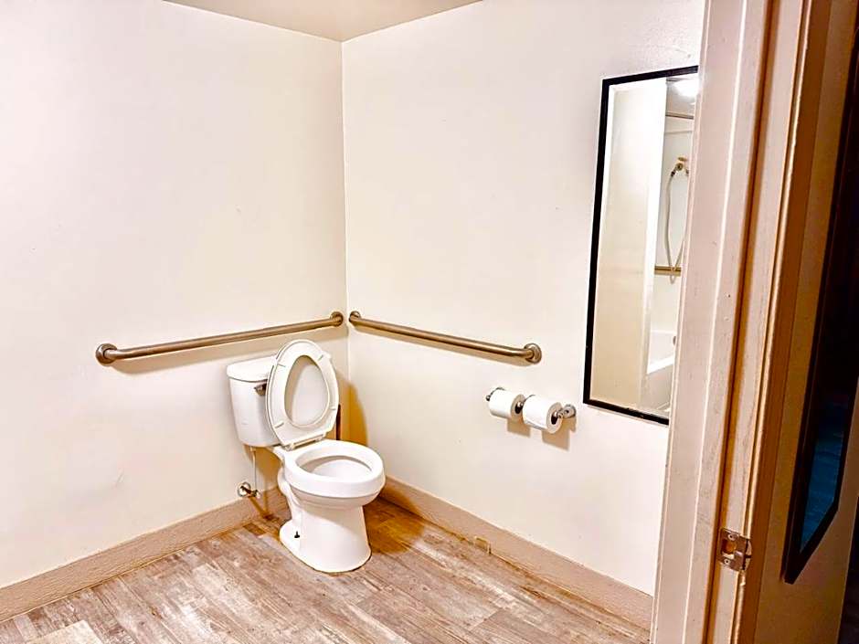 University Inn of Carbondale by Hotel O