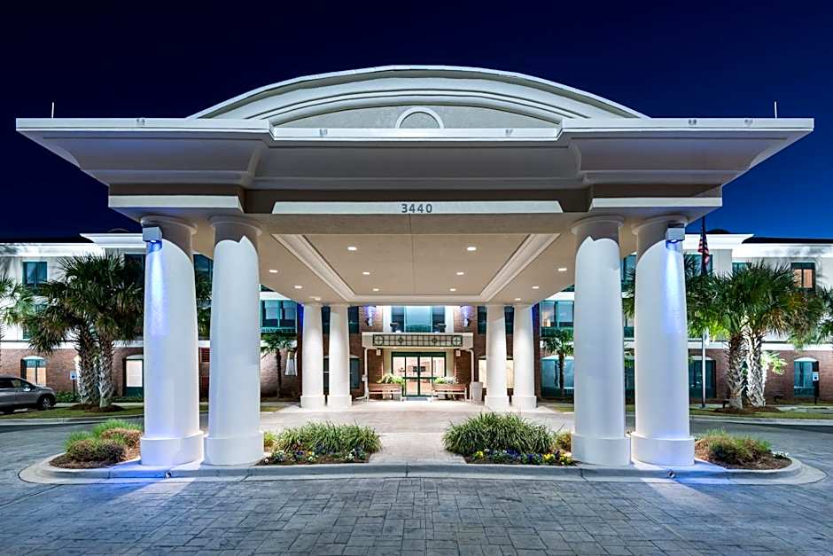Holiday Inn Express & Suites Florence I-95 & I-20 Civic Ctr by IHG