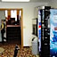 Super 8 by Wyndham Manhattan KS