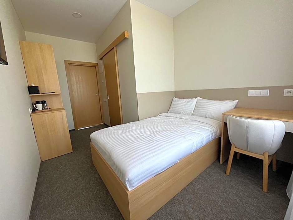 Hotel - cafe Naujoji Akmenė