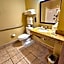 Cobblestone Inn & Suites - Clintonville