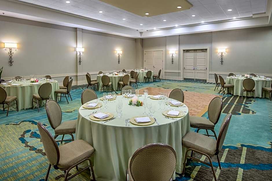 Crowne Plaza Charleston By IHG