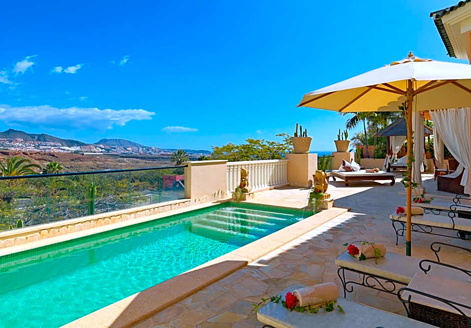 Royal Garden Villas & Spa, Luxury Hotel