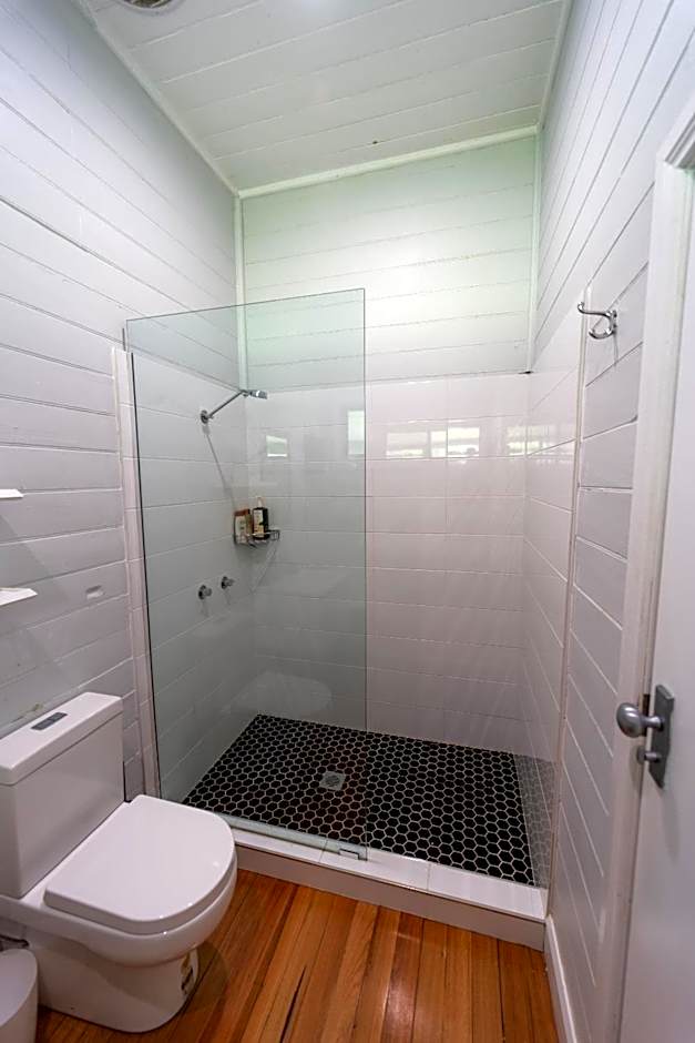 Bobby's Country Rental