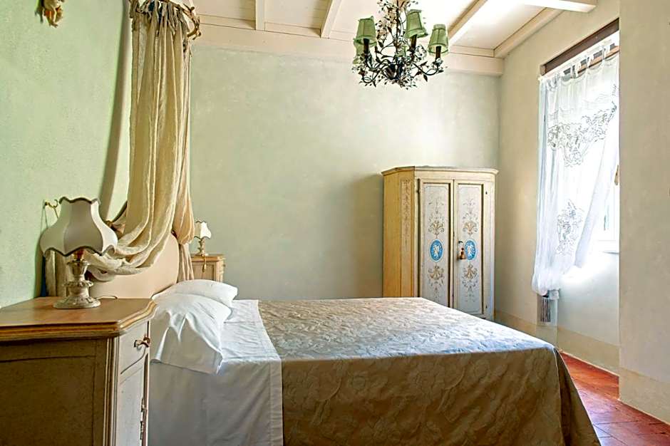 Hotel Villa Sermolli