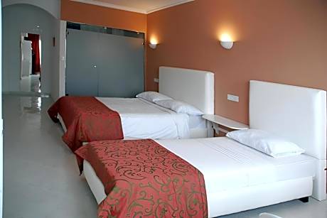 Azayla Hotel