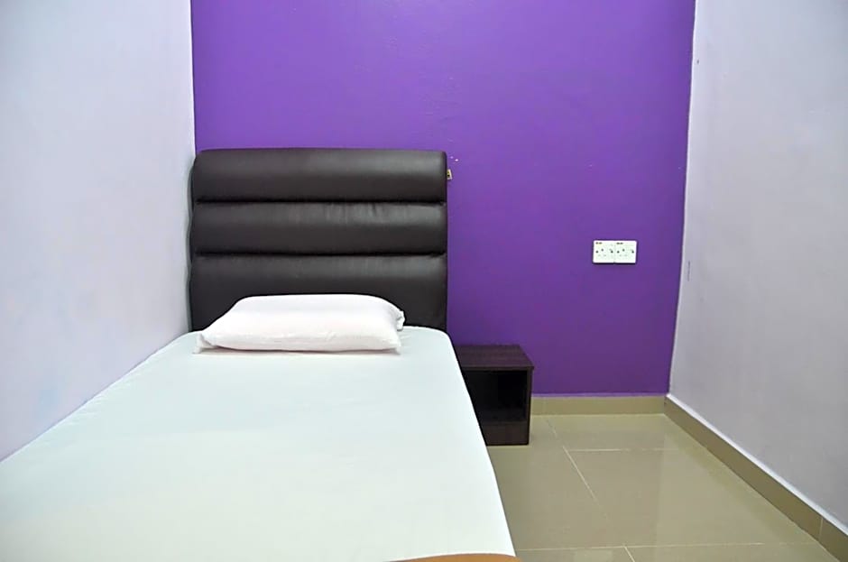 Deena Hotel Bajet
