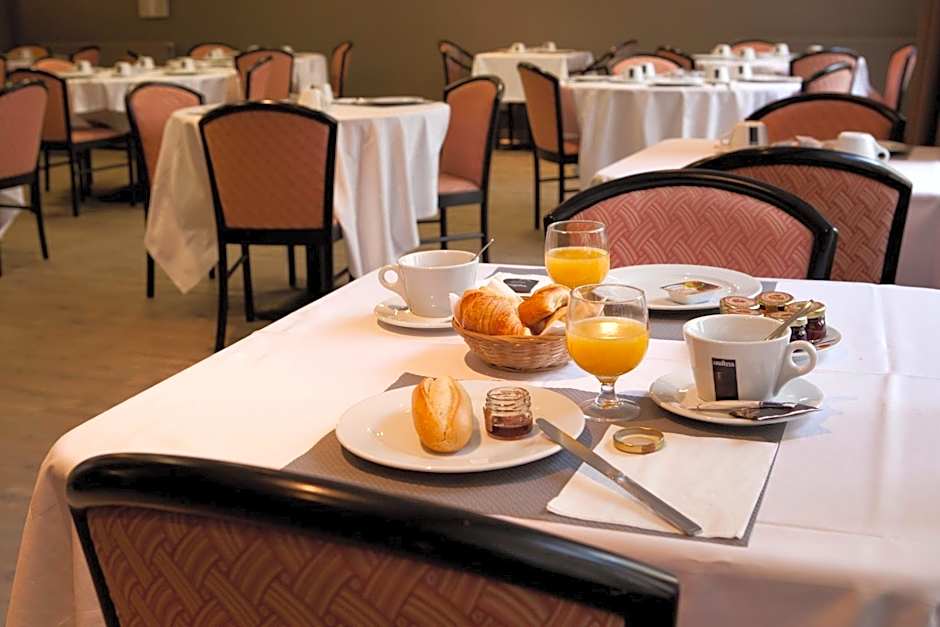 Villa Mariale by Popinns