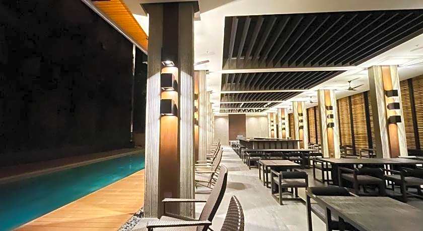 The Funny Lion - El Nido