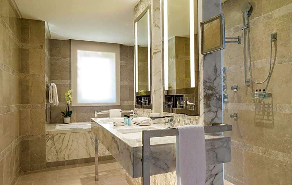 Four Seasons Hotel Tunis