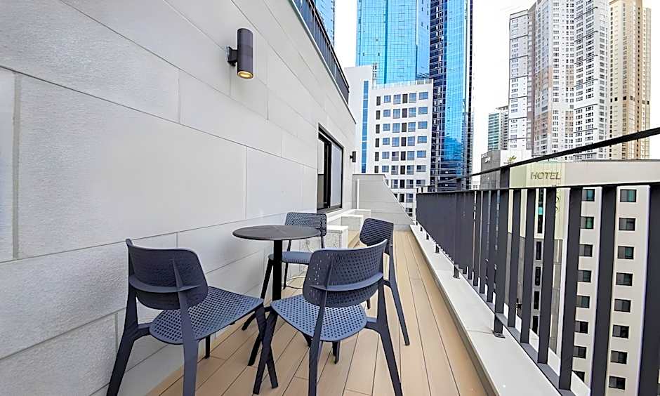 H-AVENUE Hotel NamChuncheon