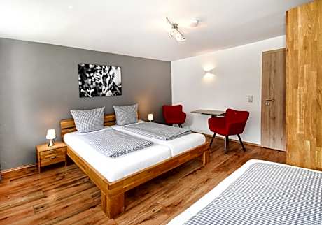 Triple Room with Private External Bathroom