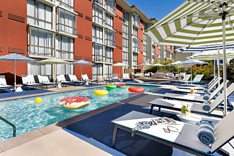 Hotel Caza