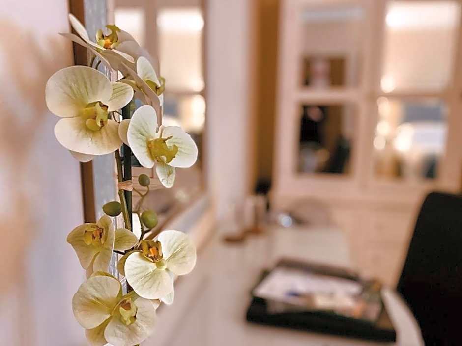 Le Bouchon Brasserie & Hotel