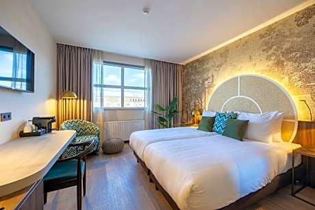 Deluxe Room 1 Twin Bed