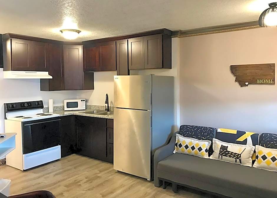 Lake View Suites