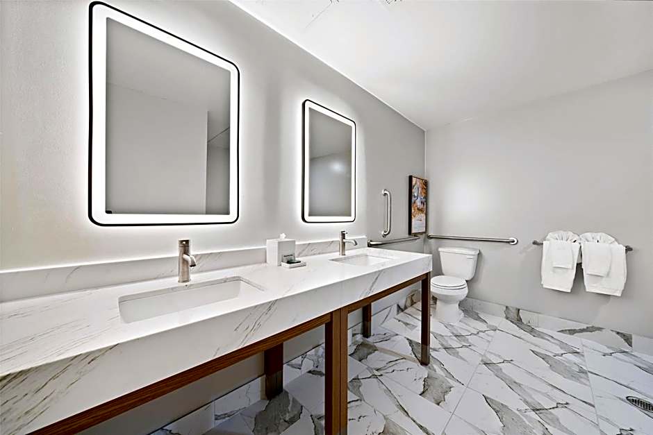 Hilton College Station And Conference Center