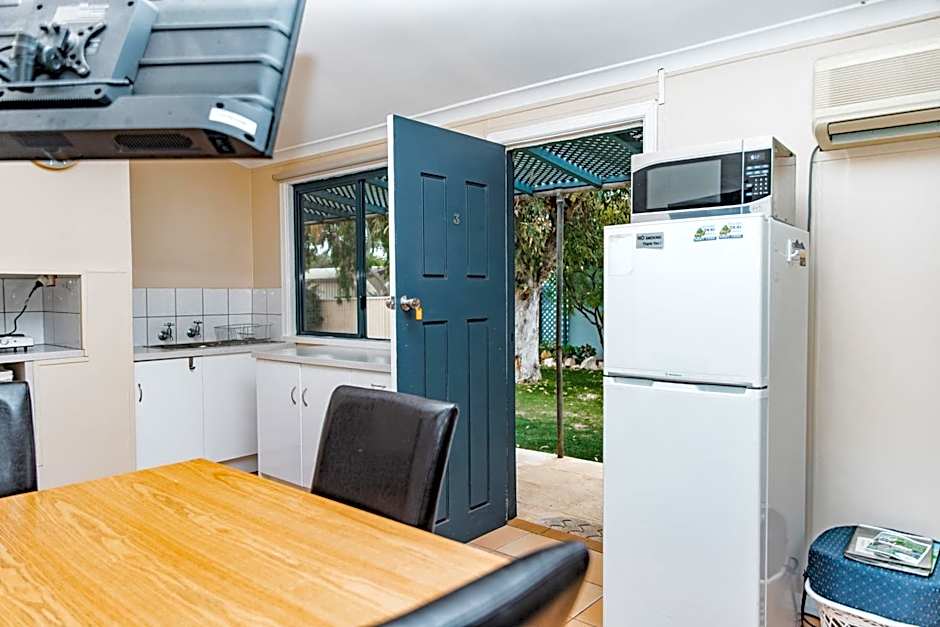 Dongara Hotel Motel