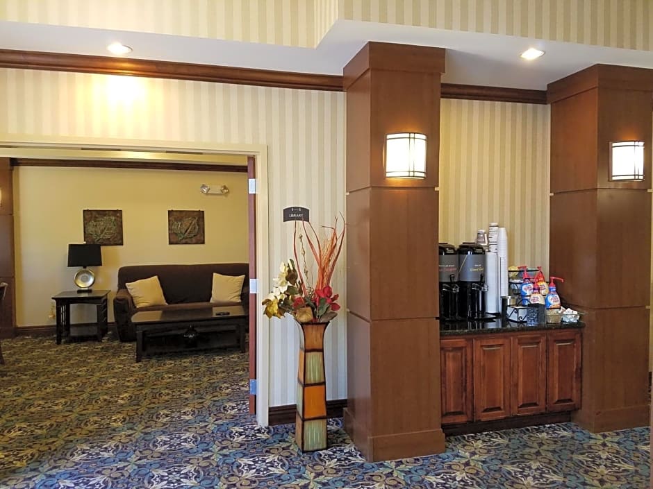 Staybridge Suites Rogers - Bentonville, an IHG Hotel