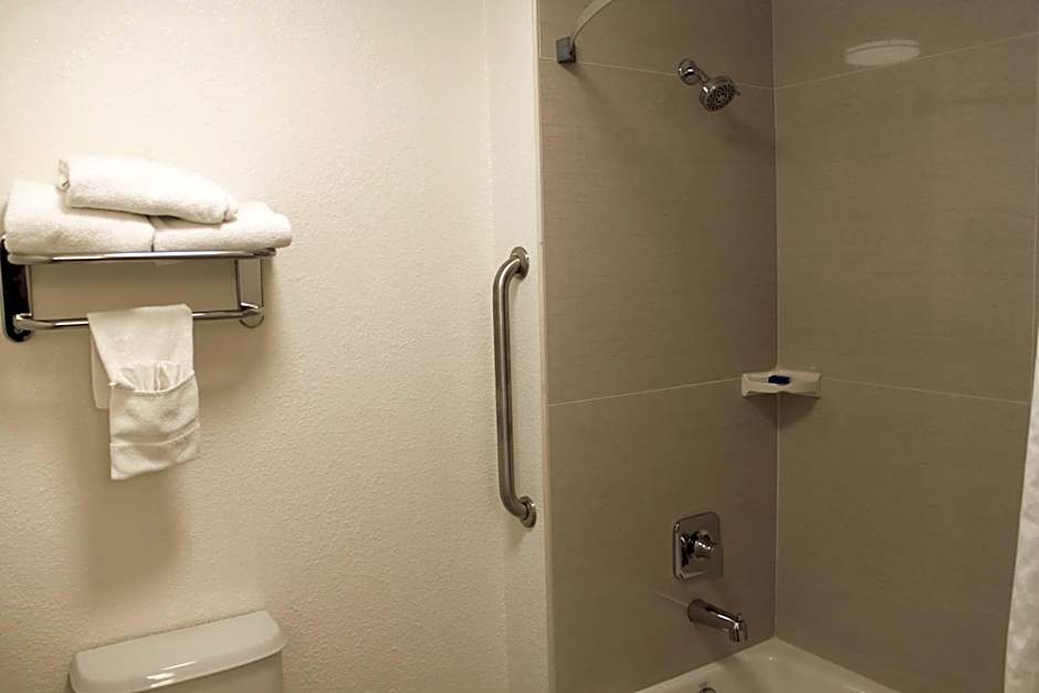 Best Western Visalia Hotel