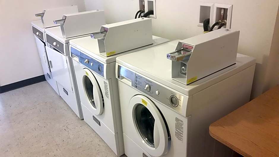 Woodfield Inn and Suites