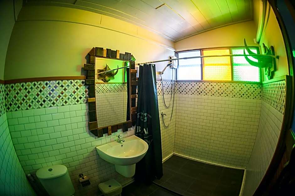 Suankaew​ art​ hostel​