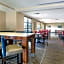 Comfort Inn & Suites Zachary